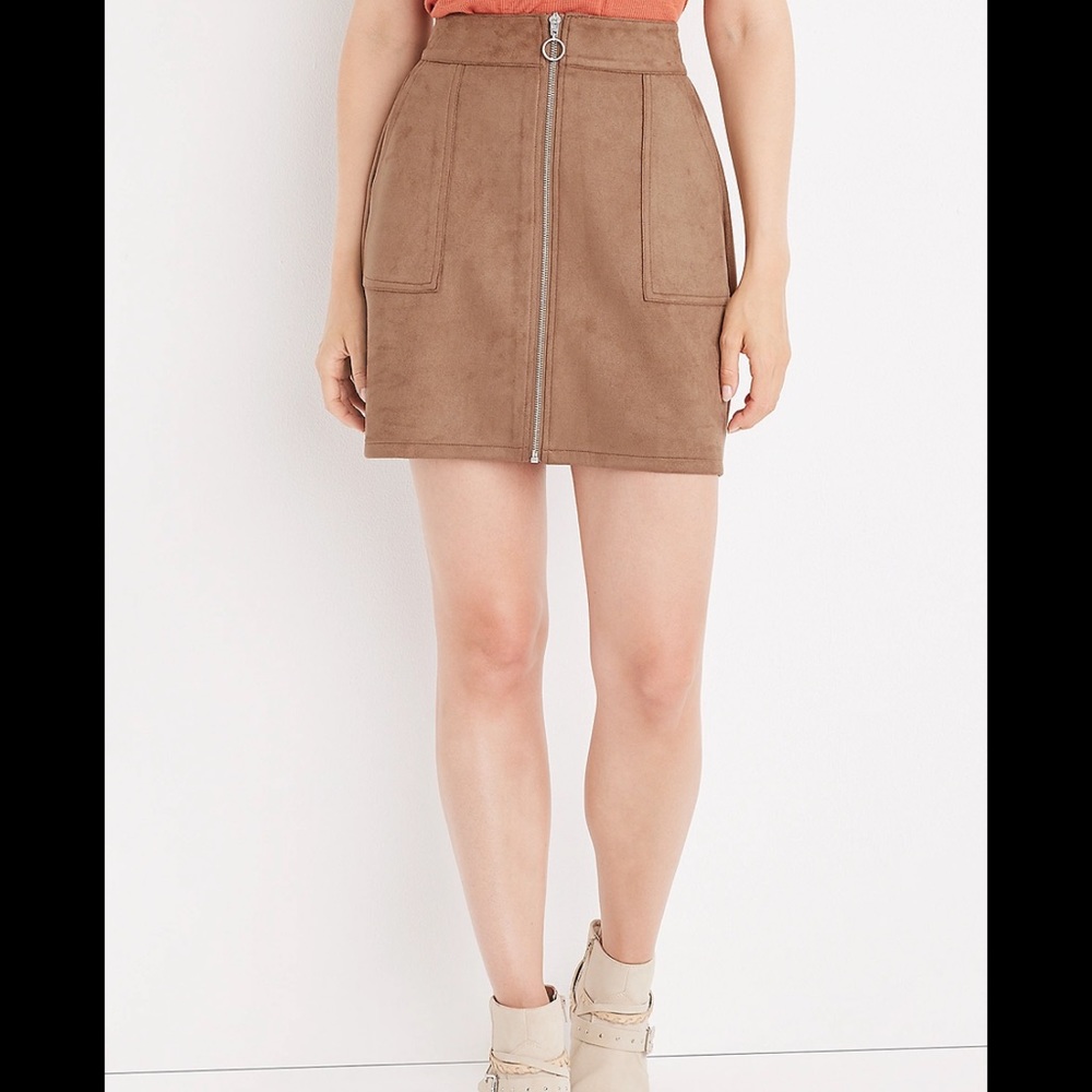Maurice’s seude skirt